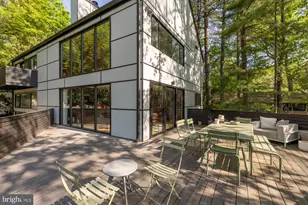 2710 Brandywine St NW, Washington, DC 20008 - Photo 46