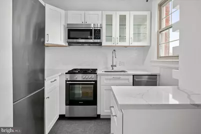 3100 Wisconsin Avenue NW #406, Washington, DC 20016 - Photo 2