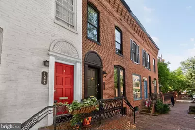 1025 30th Street NW, Washington, DC 20007 - Photo 2