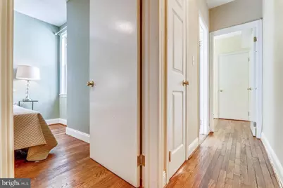 806 New Hampshire Avenue NW, Washington, DC 20037 - Photo 8