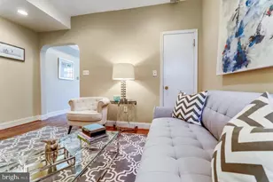 806 New Hampshire Ave NW, Washington, DC 20037 - Photo 10