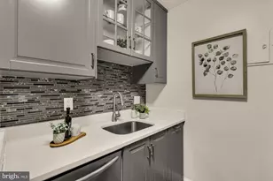 1425 4th St SW, Washington, DC 20024 - Photo 14