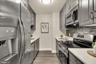 1425 4th St SW, Washington, DC 20024 - Photo 8