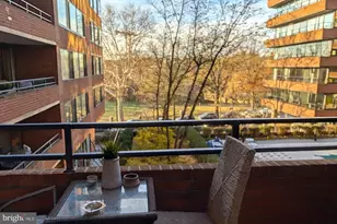 2555 Pennsylvania Ave NW, Washington, DC 20037 - Photo 18