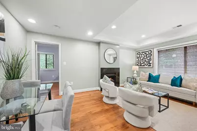 1437 Spring Road NW #25, Washington, DC 20010 - Photo 2