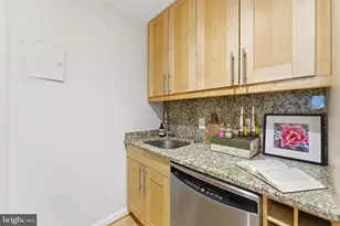1435 4th St SW, Washington, DC 20024 - Photo 20