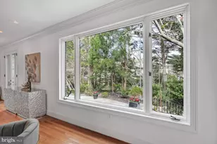 4711 Foxhall Cres NW, Washington, DC 20007 - Photo 4