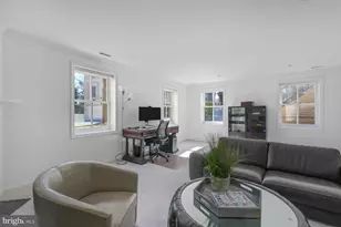 4711 Foxhall Cres NW, Washington, DC 20007 - Photo 22