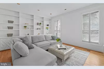 4711 Foxhall Crescent NW, Washington, DC 20007 - Photo 12