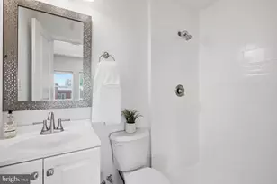 329 18th Pl NE, Washington, DC 20002 - Photo 20