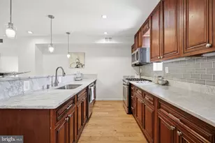 329 18th Pl NE, Washington, DC 20002 - Photo 12