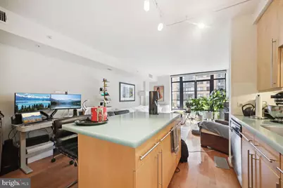 437 New York Avenue NW #312, Washington, DC 20001 - Photo 6