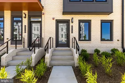 2712 Olmsted Court NW, Washington, DC 20001 - Photo 2
