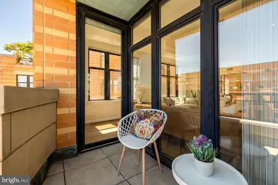 400 Massachusetts Avenue NW #1207, Washington, DC 20001 - Photo 18
