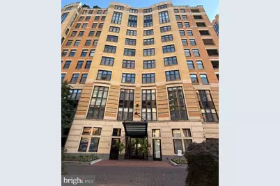 400 Massachusetts Avenue NW #1207, Washington, DC 20001 - Photo 1