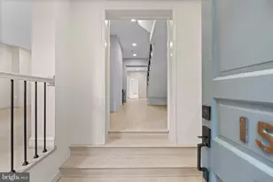 1525 35th St NW, Washington, DC 20007 - Photo 2