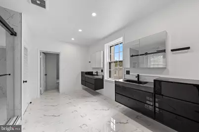 1525 35th Street NW, Washington, DC 20007 - Photo 18