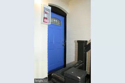 1040 6th Street NE #202, Washington, DC 20002 - Photo 2