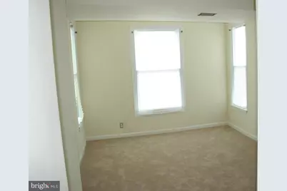 1040 6th Street NE #202, Washington, DC 20002 - Photo 10