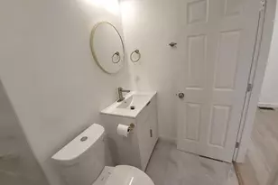 562 24th St NE, Washington, DC 20002 - Photo 18