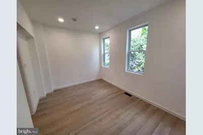 562 24th Street NE, Washington, DC 20002 - Photo 32