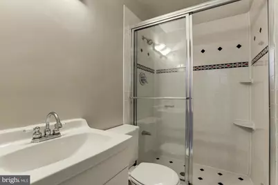2531 Queen Annes Lane NW, Washington, DC 20037 - Photo 18