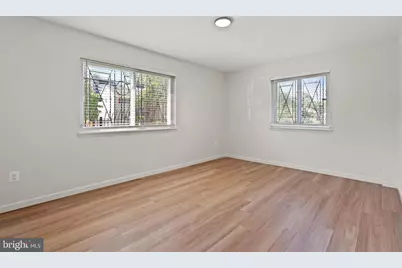 808 Chesapeake Street SE, Washington, DC 20032 - Photo 8