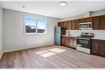525 7th Street NE, Washington, DC 20002 - Photo 8