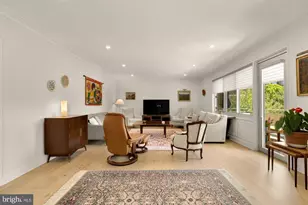 2801 New Mexico Ave NW, Washington, DC 20007 - Photo 6