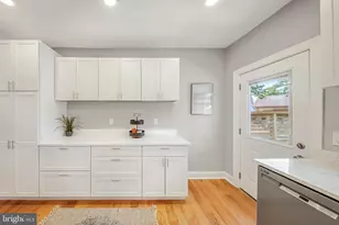 2605 Monroe St NE, Washington, DC 20018 - Photo 10