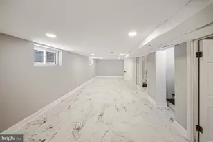 2605 Monroe St NE, Washington, DC 20018 - Photo 32