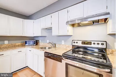 2141 P Street NW #801, Washington, DC 20037 - Photo 4