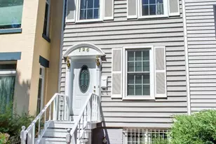 726 6th St NE, Washington, DC 20002 - Photo 2
