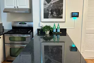 123 7th St NE, Washington, DC 20002 - Photo 8