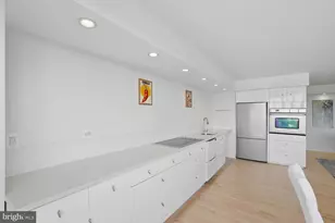 1718 P St NW, Washington, DC 20036 - Photo 8