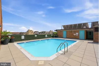 1718 P Street NW #902, Washington, DC 20036 - Photo 20