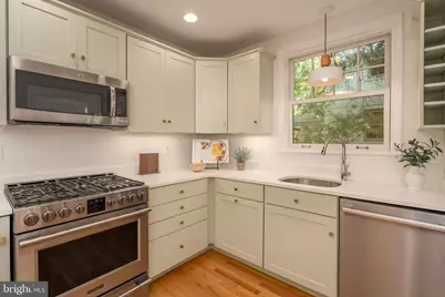 5109 Chevy Chase Parkway NW, Washington, DC 20008 - Photo 16