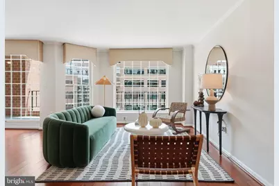1230 23rd Street NW #613, Washington, DC 20037 - Photo 2