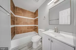 907 Barnaby St SE, Washington, DC 20032 - Photo 24