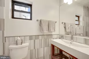 1354 Euclid St NW, Washington, DC 20009 - Photo 12