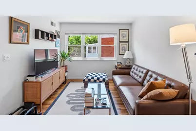 526 Kenyon Street NW #204, Washington, DC 20010 - Photo 2