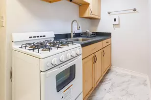 3315 Wisconsin Ave NW, Washington, DC 20016 - Photo 6