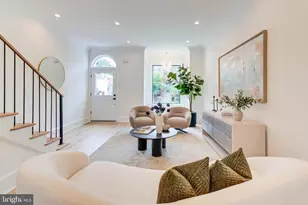 76 Seaton Pl NW, Washington, DC 20001 - Photo 4