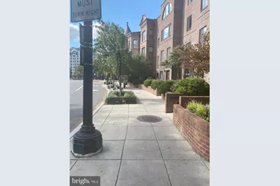 3 Washington Circle NW, Washington, DC 20037 - Photo 12