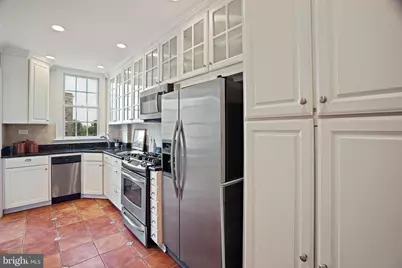 1852 Columbia Road NW #401, Washington, DC 20009 - Photo 14