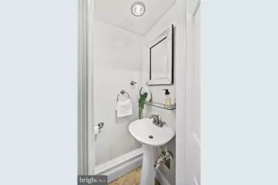 644 E Street SE, Washington, DC 20003 - Photo 30