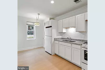 817 T Street NW #B, Washington, DC 20001 - Photo 4