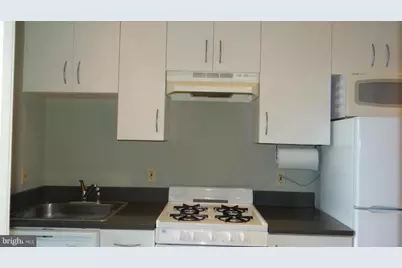 1300 N Street NW #812, Washington, DC 20005 - Photo 12
