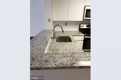 701 Pennsylvania Avenue NW #1110, Washington, DC 20004 - Photo 4