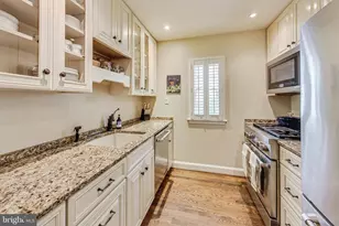 4831 Calvert St NW, Washington, DC 20007 - Photo 14